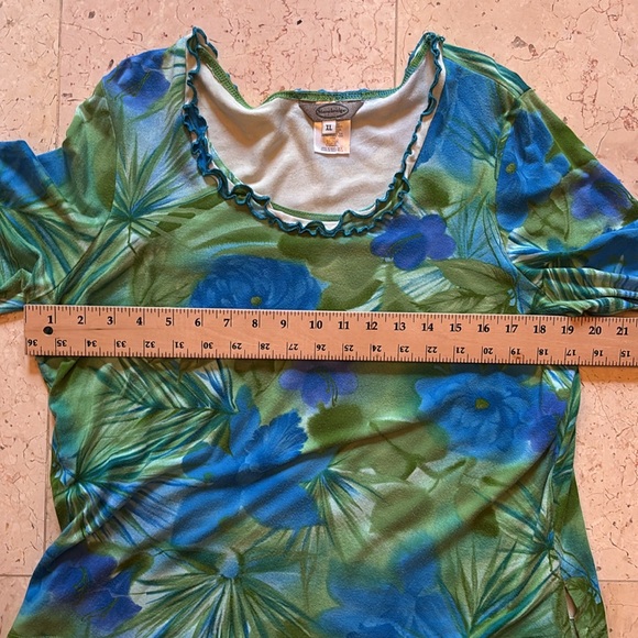 Spring top size XL bright blue and soft green. Good condition - Picture 2 of 5